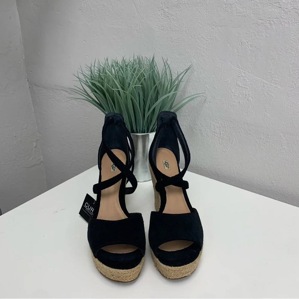 UGG Black and Tan 4